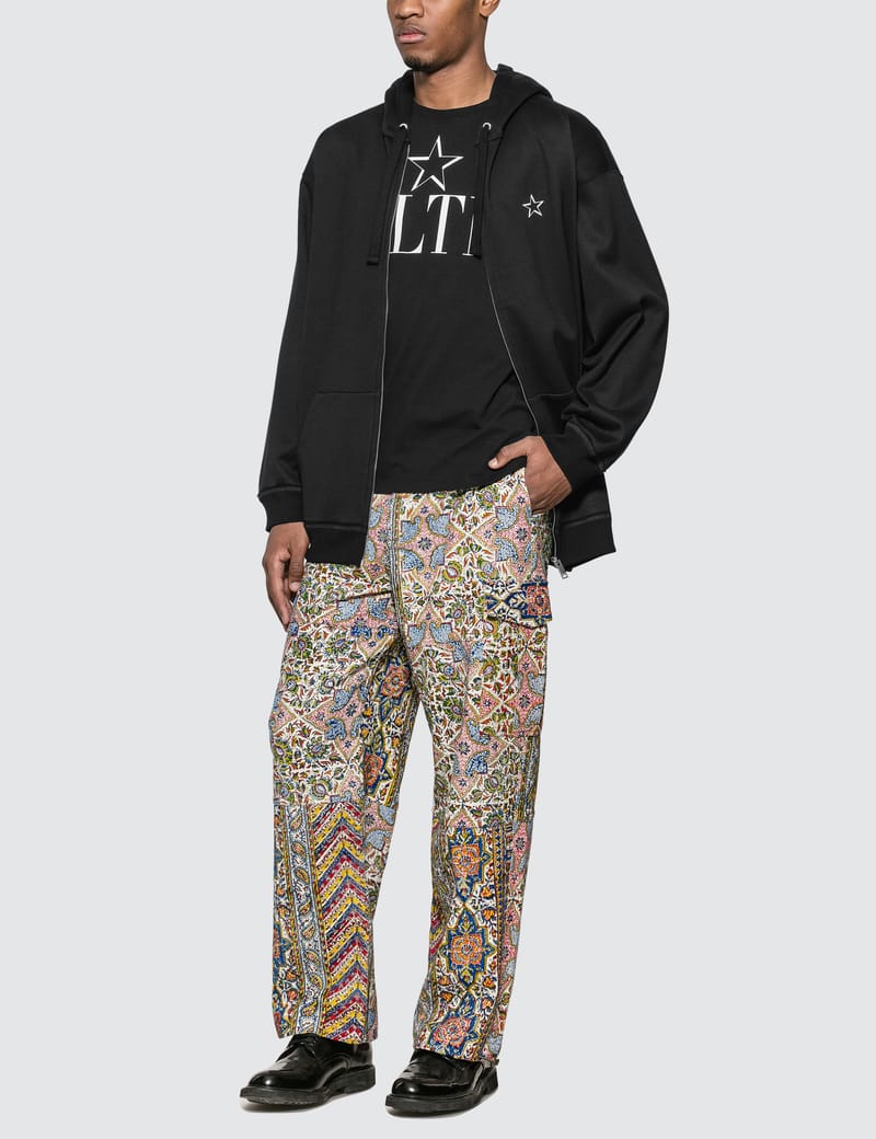 Valentino - Star T-Shirt | HBX - Globally Curated Fashion Valentino - Star T-Shirt | HBX - Globally Curated Fashion
