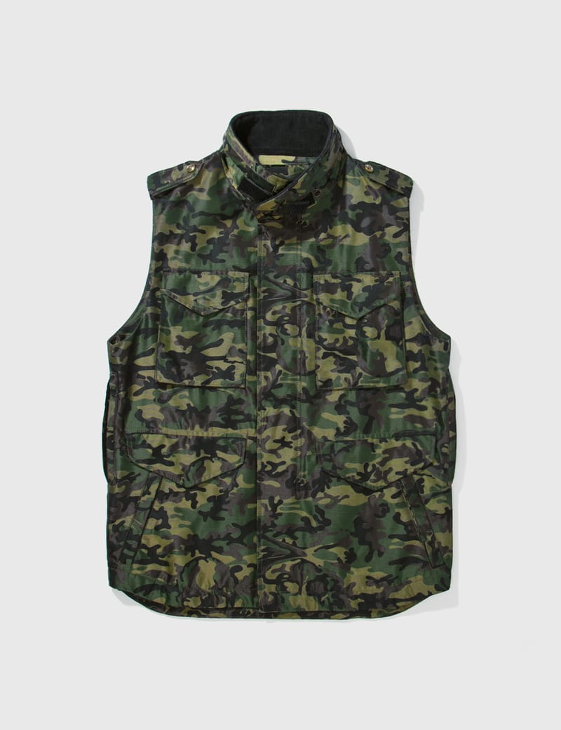 Camo vest outlet fashion