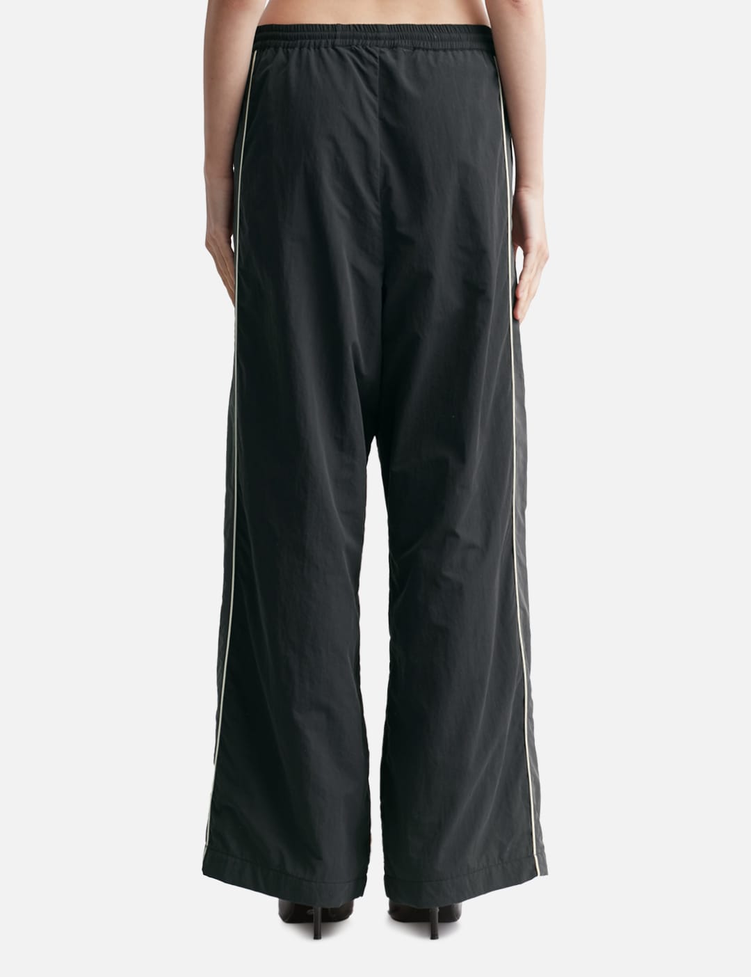クーポン利用で半額 ok.soon nylon wide pants black L - パンツ