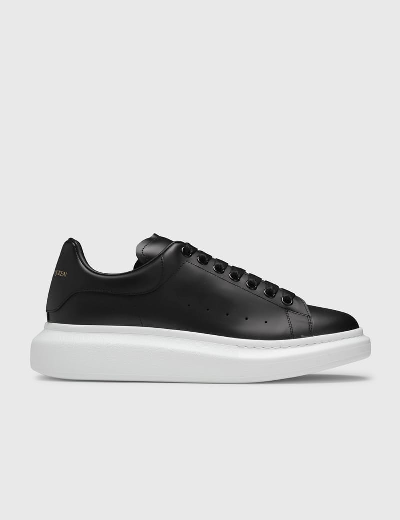 ★Alexander Mcqueen★オーバーサイズドスニーカー★ Alexander McQueen - オーバーサイズドスニーカー | HBX