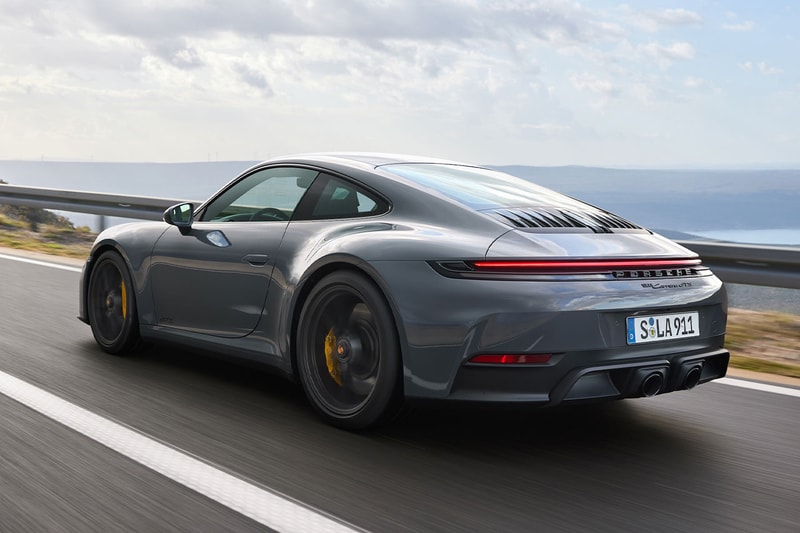 2025 Porsche 911 Carrera S